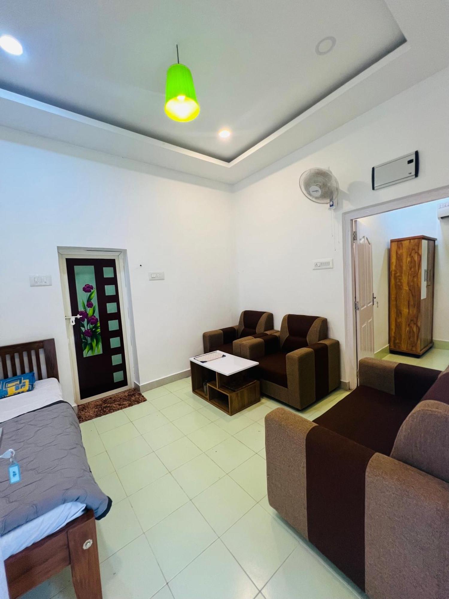 7Fort Homestay Athirappilly Exterior photo